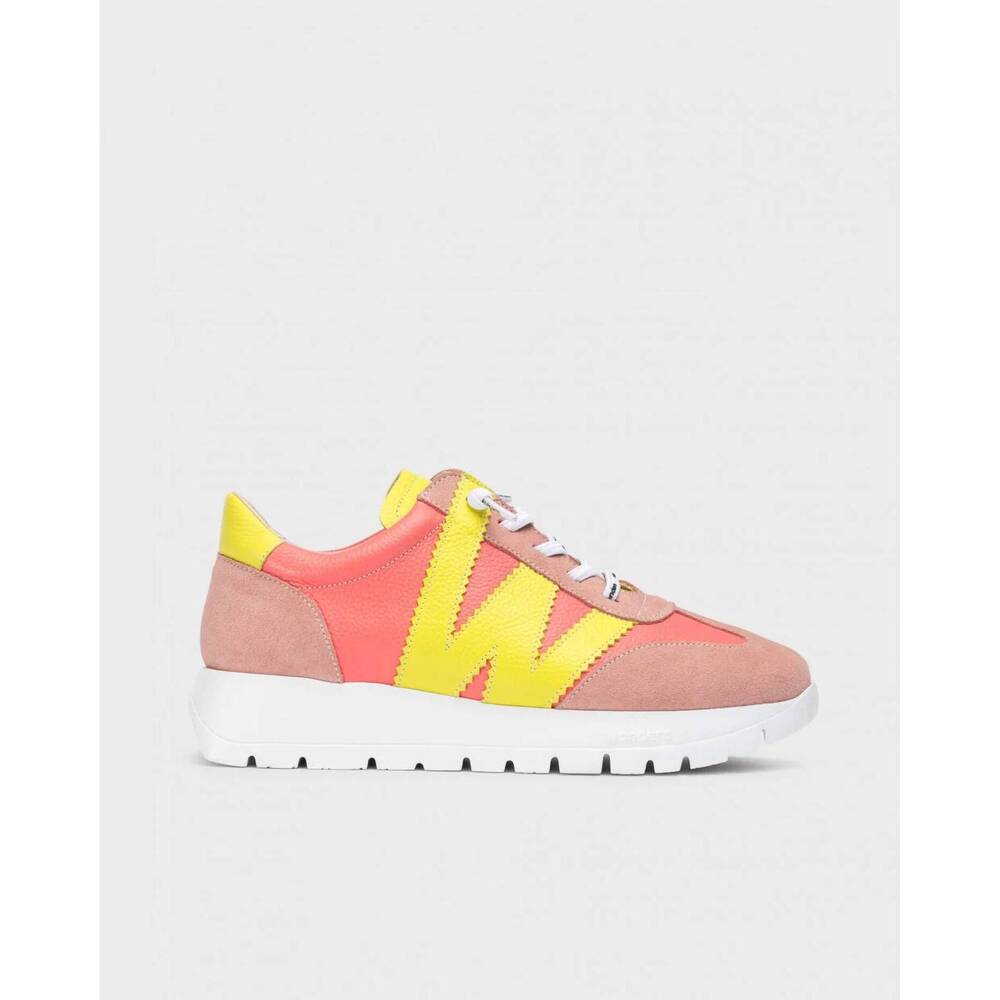 NEW WONDERS women's racer sneakers in coral/cybe